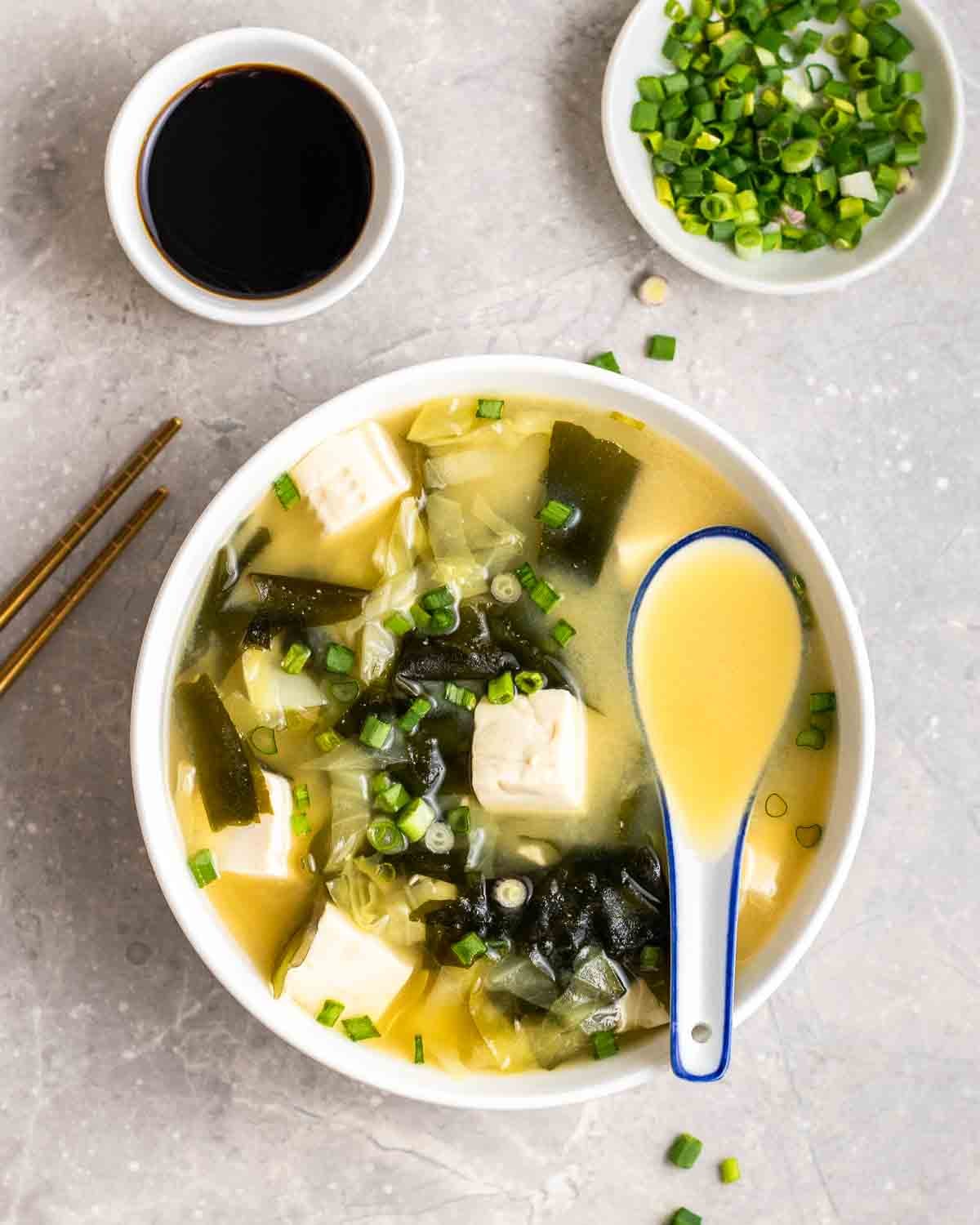 Japanese Wakame Miso Soup with Cabbage