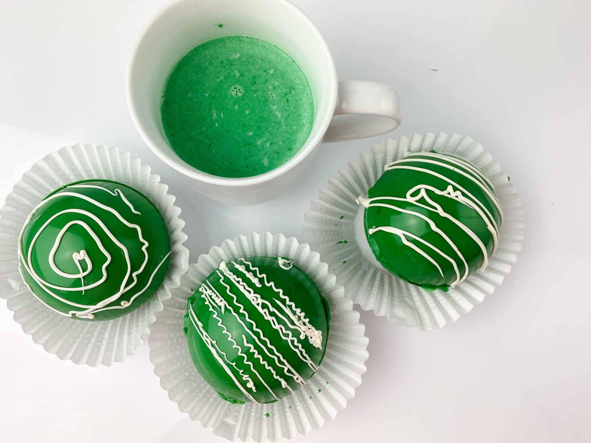 St. Patrick’s Day Green Hot Cocoa Bombs