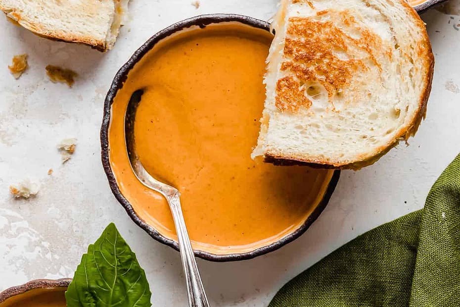Zupas tomato basil soup